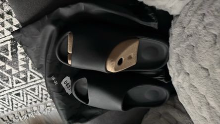 Adidas Yeezy Slide Black Sandals