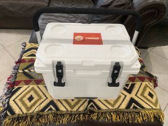 Basecamp Ice Block 20 qt cooler
