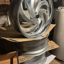New Artis Rims 26s Staggered 