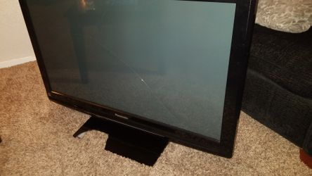 42 inch Panasonic plasma tv(cracked screen) $10