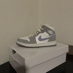 Women’s Air Jordan 1 Mid – Lavender/Grey – Size 8 Women 6.5 Youth