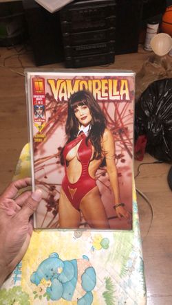 Vampirella & Pantha Comic 1997 from Harris Comics