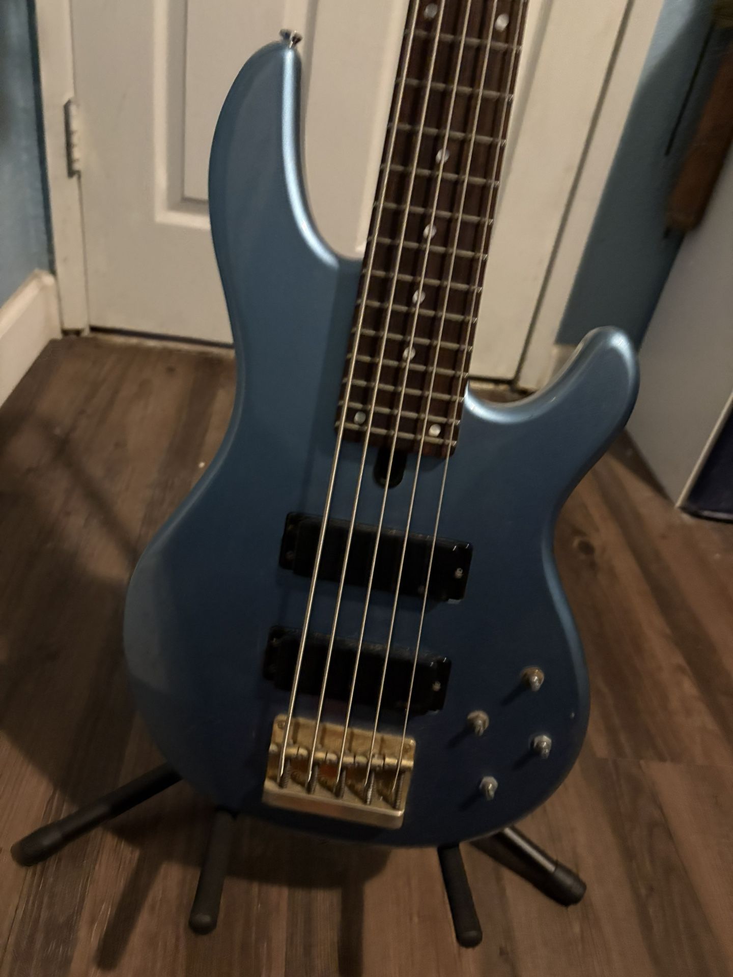 Yamaha 5 String Electric Bass BBG5S