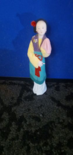 Japanese Geisha Doll MCM 1960s Soft Plaster Clay 8 Inch Tall