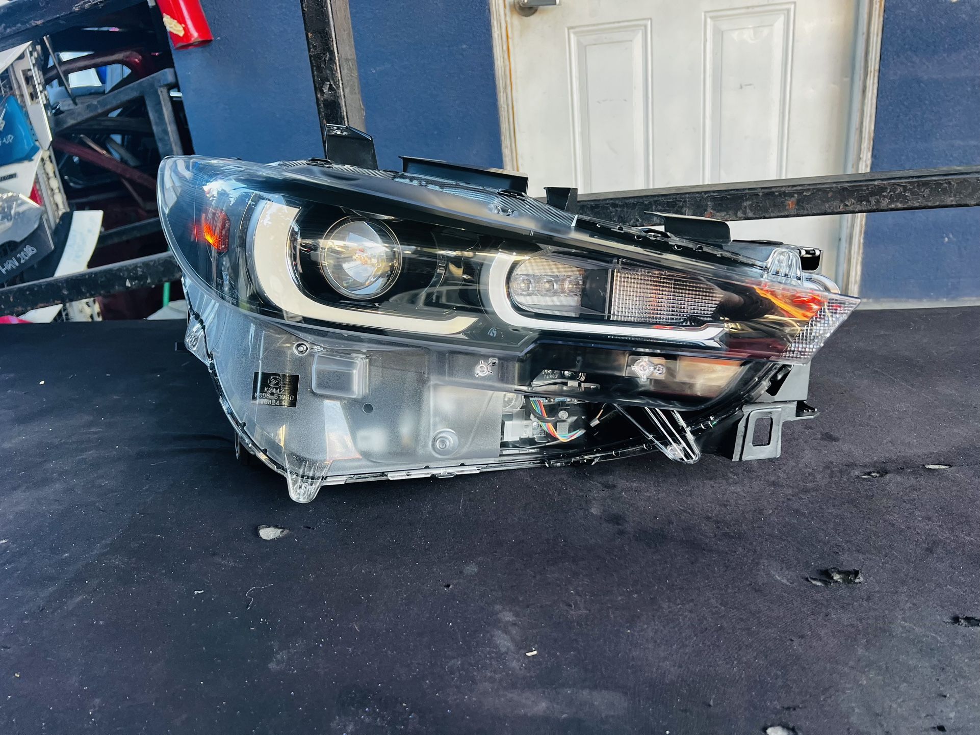 2023-2025 Mazda CX-5 Right Passenger Side Headlight Oem