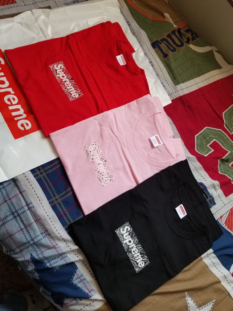 Supreme bandana box tees