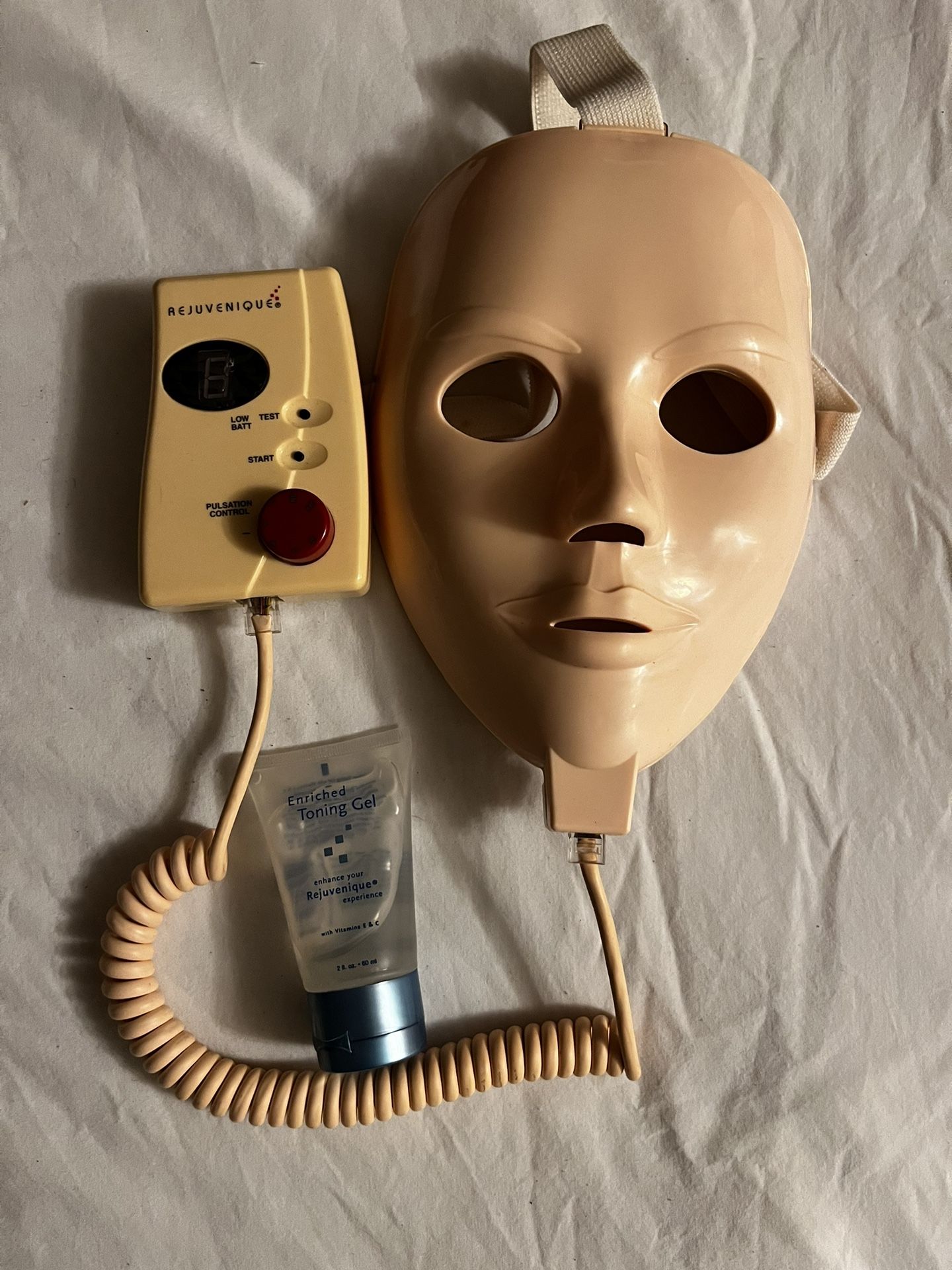 Rejuvenique RJV10KIT Facial Toning Mask Kit $45 OBO /Delivery Available  