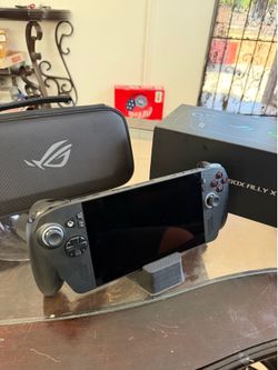 Rog Xbox ally X with rog carrying case !