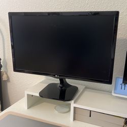 LG Monitor 22.5”