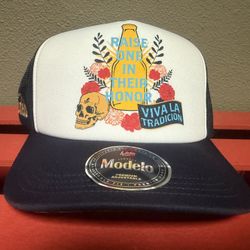 Modelo Cerveza Dia De Los Muertos Trucker SnapBack Hat