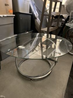 Round Table