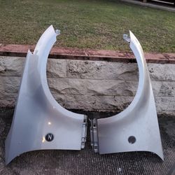 Fenders from a Nissan 350Z 