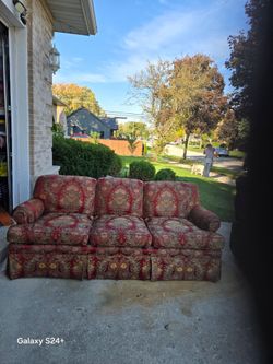 3-Seat Floral Upholstered Sofa