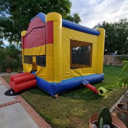Commercial Grade Vynal Bounce House 