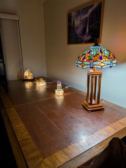 Solid Cherry wood dinning room table.