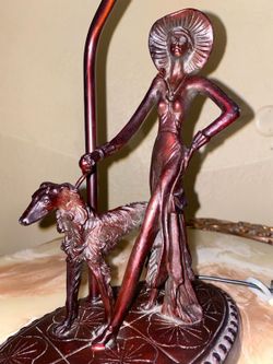 VERY BEAUTIFUL ELEGANT THE BRONZE STATUS LAMP