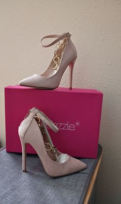 Shoedazzle blush heels/Zapatillas size 5.5