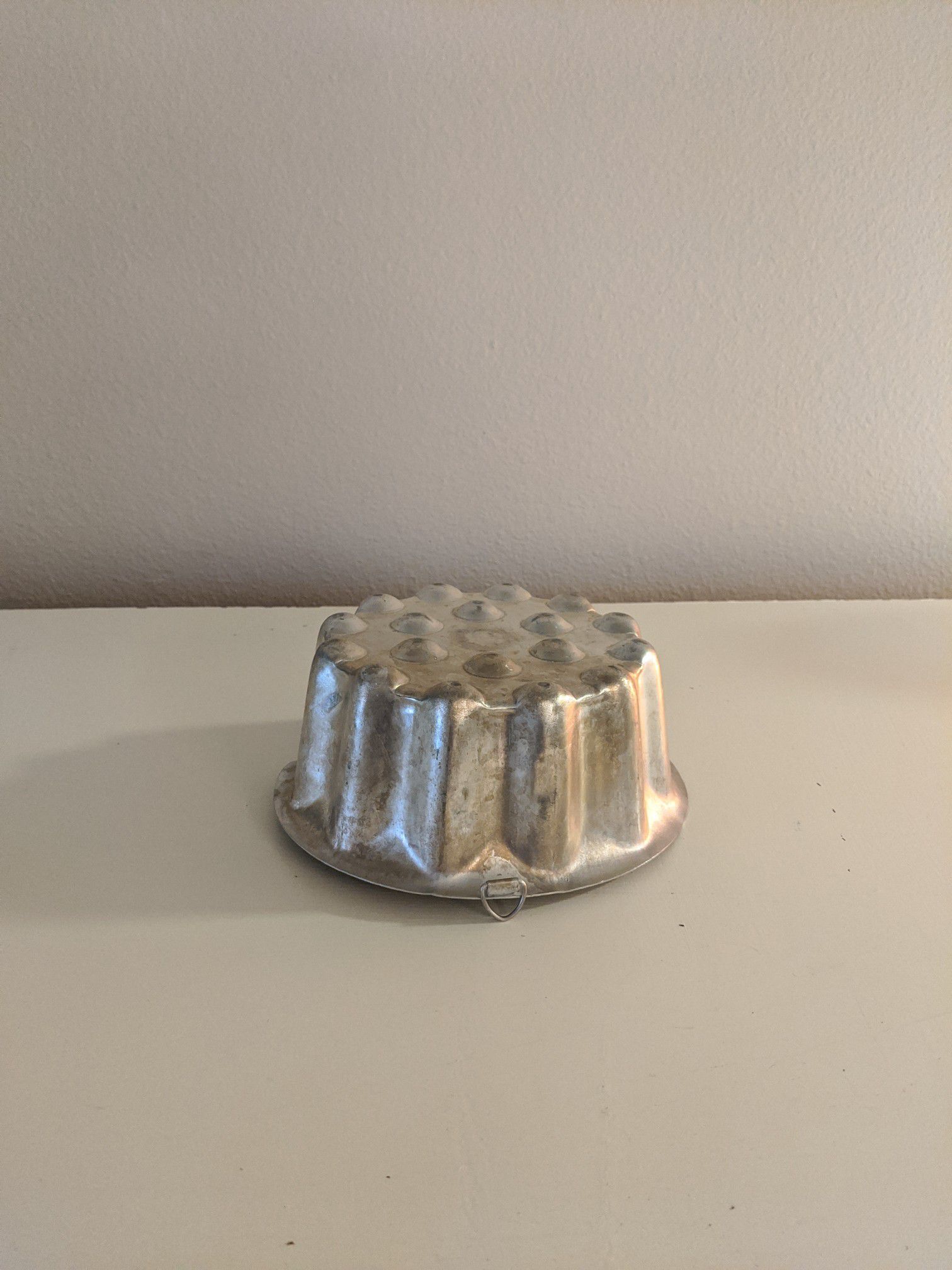 Vintage metal Jell-O mold