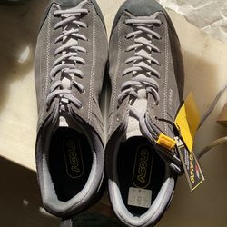Brand New Men’s Asolo Sneakers Size 10