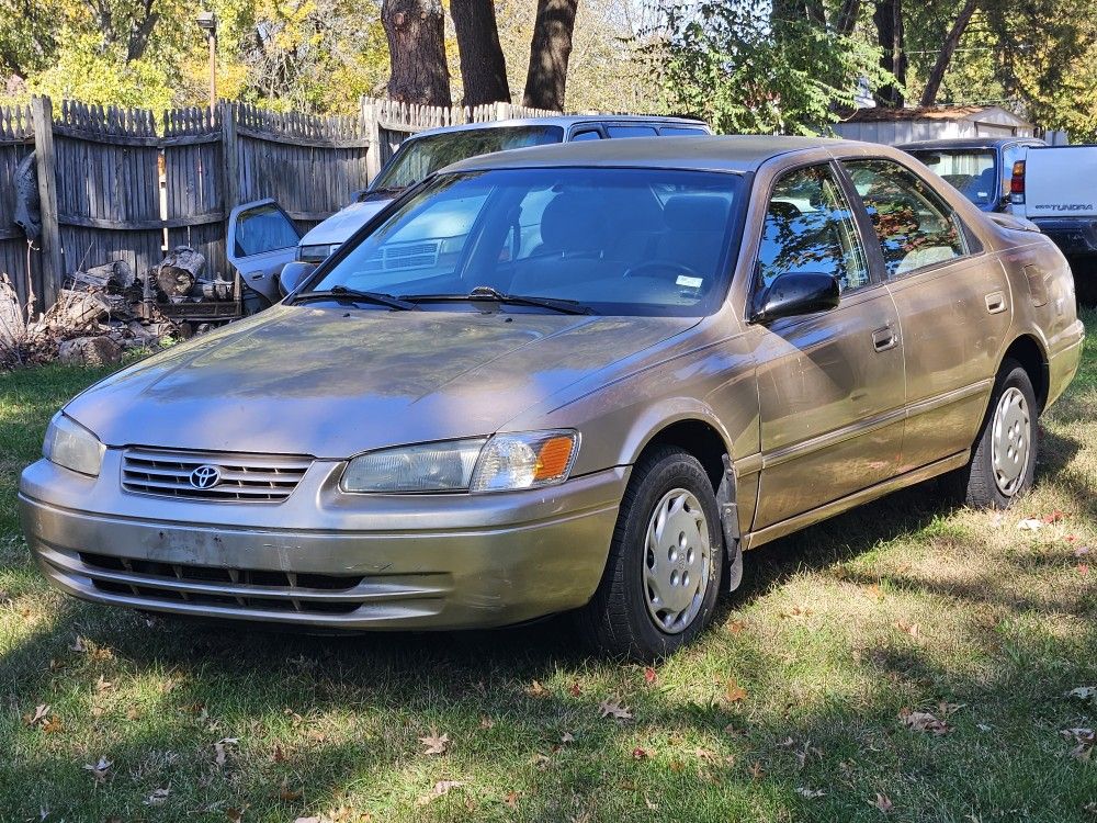1998 Toyota Camry
