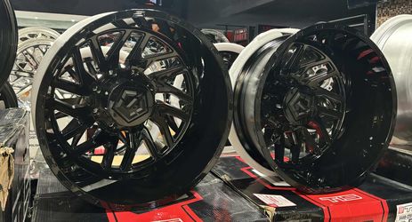 WHEELS DUALLY TIS 544B 20 X 8.5 8X200 BLACK .  6 WHEELS , FINANC