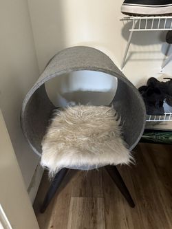 Cat Bed And Stand 