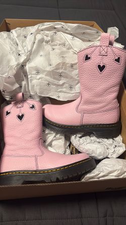 Dr. Martens