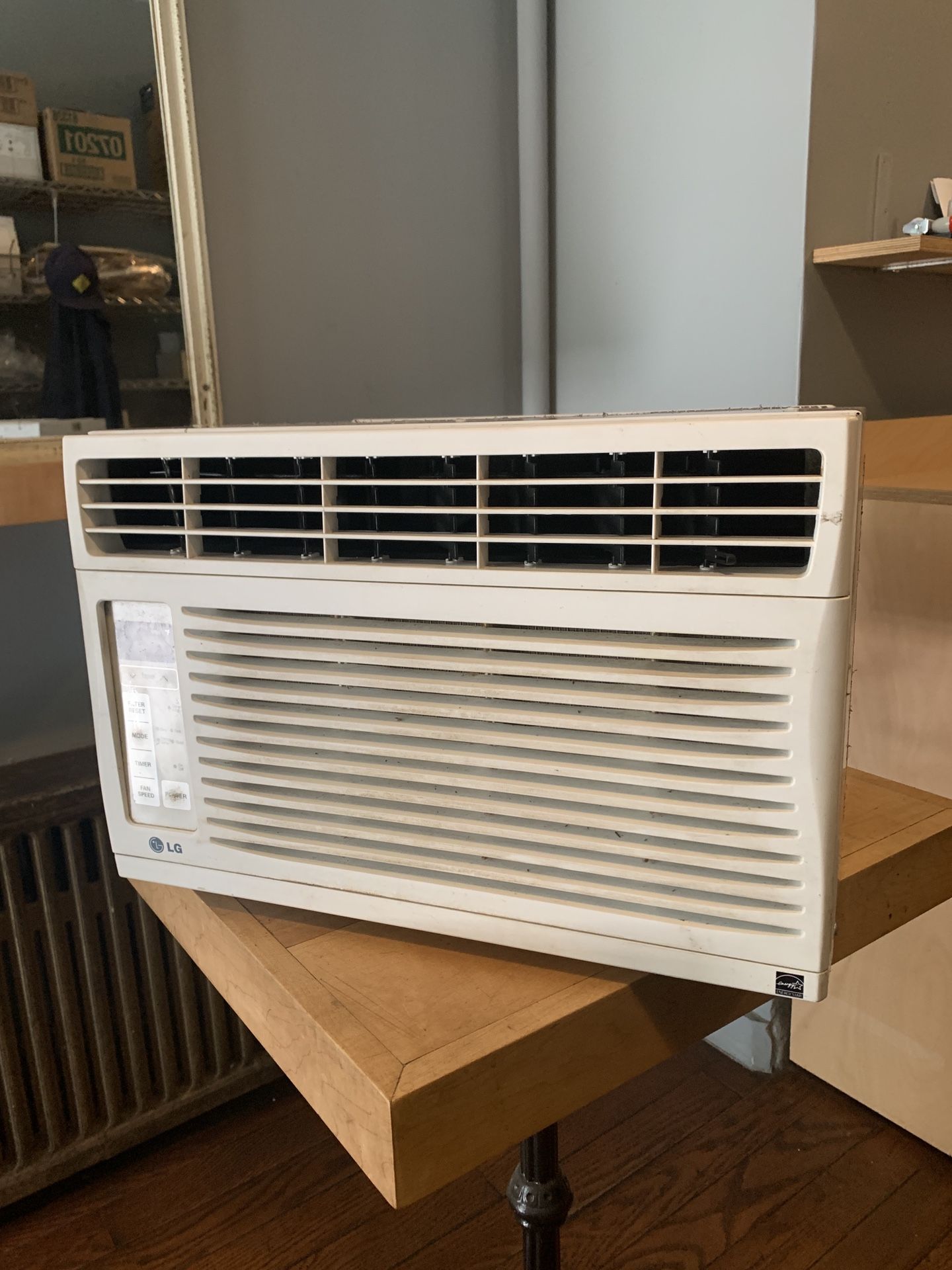 LG Window Air Conditioner 6,000 BTU W/ Remote