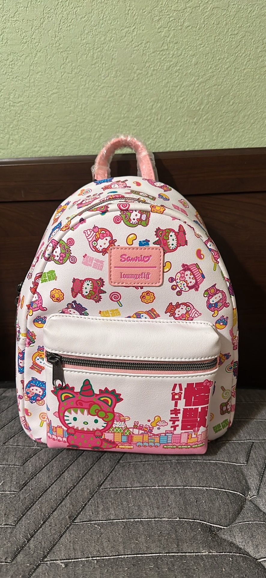 New Hello Kitty Sanrio Loungefly Backpack