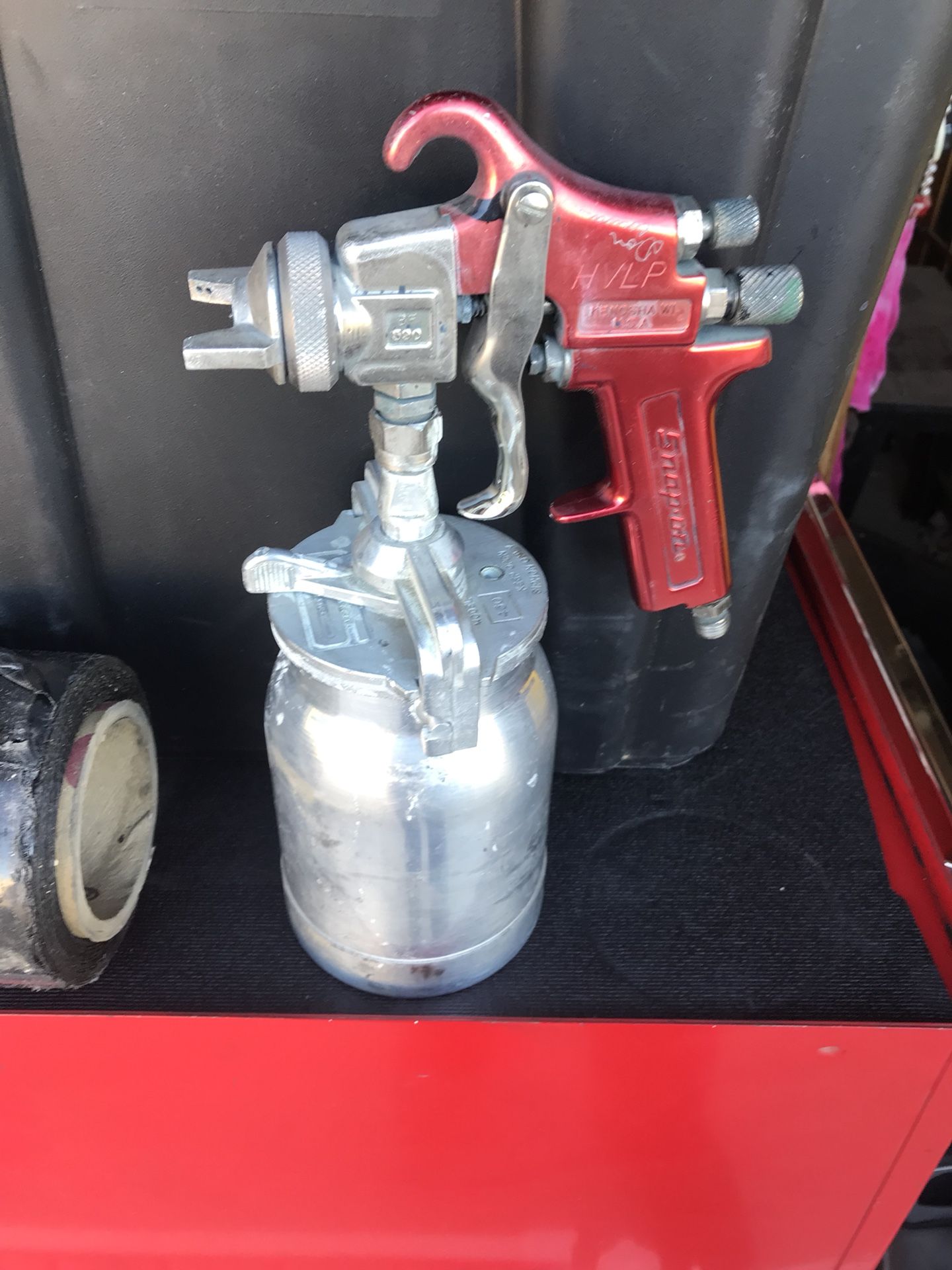 Snap On HVLP BF590 spray gun and canister