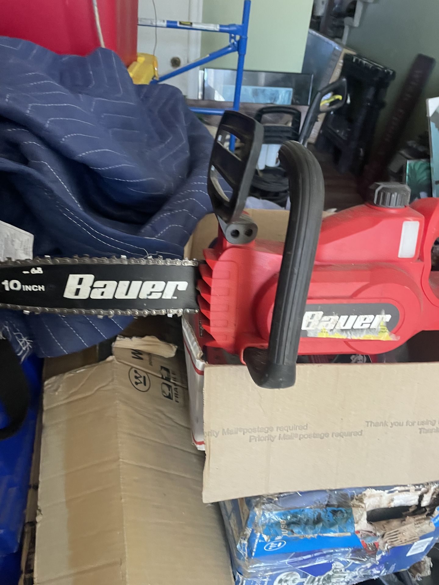 Bauer 10 inch chainsaw 20 V