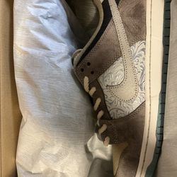 Nike Dunk SB “Big Money Savings “