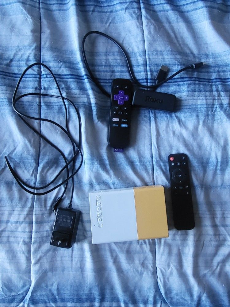 Finopo Mini Projector