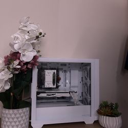 Custom All White Gaming Pc (price is negotiable)