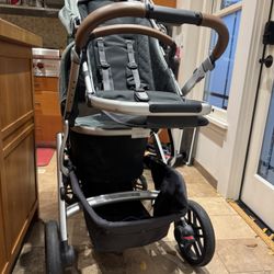 Uppababy Vista Stroller with Bassinet
