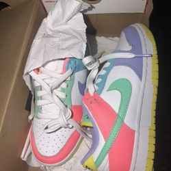 neon dunks 