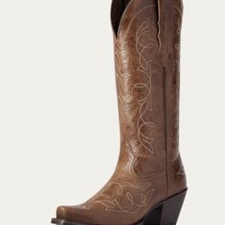 Ariat Boots 7.5 & 8  WOMAN
