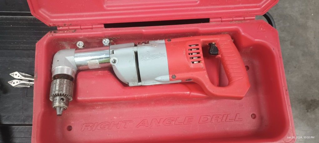 Milwaukee Hole Hog Drill