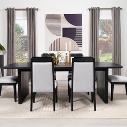 Black Dining Table Set - Table + 6 Black / White Chairs