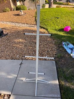 Freestanding Clothing Rack with Cross Base