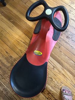 PlasmaCar Original Ride-On Wiggle Car – Red & Black