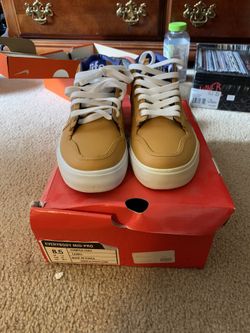 Alife sz 8.5 brand new