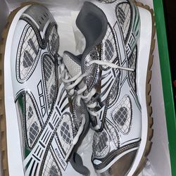 Bottega veneta orbit