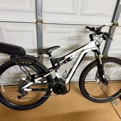 Trek RUMBLEFISH Electric Mountain Bike Size 29