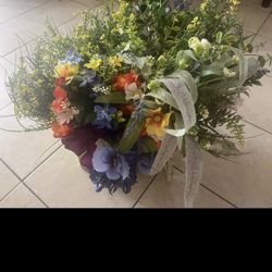 Floral & Greenery Picks 