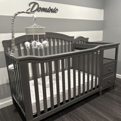 Crib With Built In Changing Table 