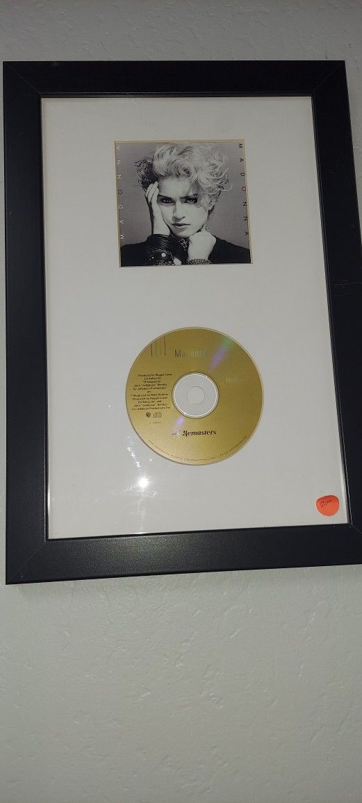 Limited Edition Framed Cds Madonna And Chrisrina Aguilera