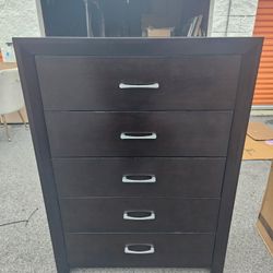 Chest And Dresser Ready For Pick Up
