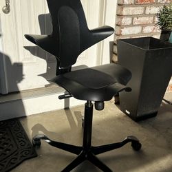 Hag Capisco Puls Ergonomic Office Chair Stool