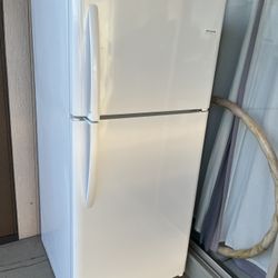 Frigidaire Refrigerator